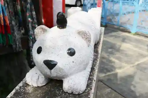 導きの社 熊野町熊野神社(くまくま神社)の狛犬