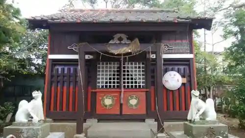 大船津稲荷神社の本殿