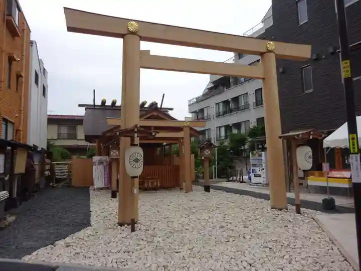 【閉業】小石川大神宮の鳥居