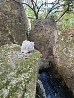 帯廣神社の像