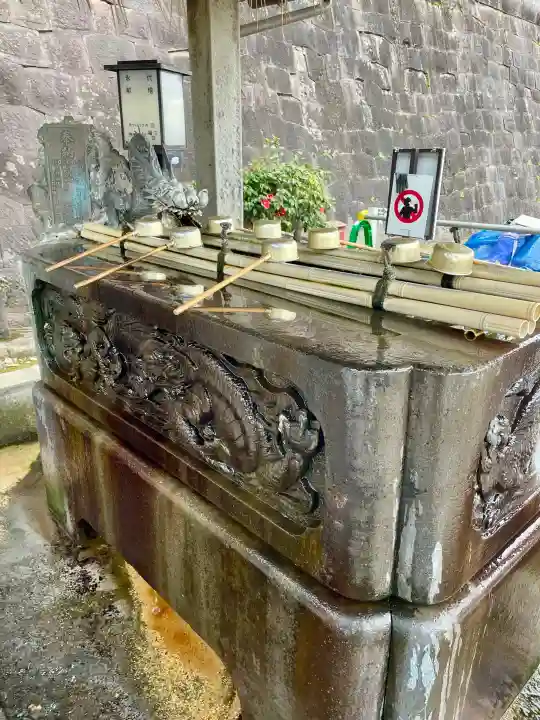 成田山新勝寺の{uncategorized: "未分類", other: "その他", undefined: "問題あり", building: "その他建物", grave: "お墓", sacred_gate: "鳥居", guardian: "狛犬", statue: "像", buddha: "仏像", history: "歴史", nature: "自然", garden: "庭園", animal: "動物", pagoda: "塔", temizu: "手水舎", mountain_gate: "山門・神門", sanctuary: "本殿・本堂", subordinate: "末社・摂社", art: "芸術", scenery: "景色", jizo: "地蔵", ema: "絵馬", goshuin: "御朱印", omikuji: "おみくじ", items: "授与品その他", amulet: "お守り", goshuincho: "御朱印帳", eats: "食事", festival: "お祭り", votive_dance: "神楽", shichigosan: "七五三参", wedding: "結婚式", experience: "体験その他", initially: "初詣", around: "周辺", anti_infection: "感染症対策"}