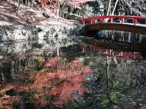 間々田八幡宮の庭園