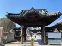 成田山川越別院の山門・神門