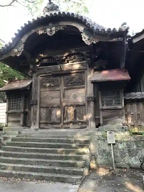 若宮八幡神社の本殿