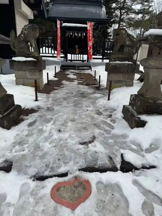 厚真神社(北海道)