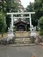 下中野温泉神社の鳥居