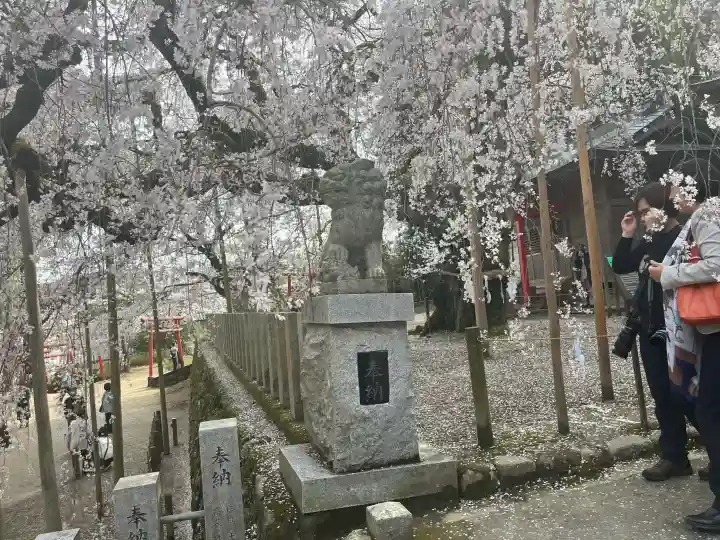 小川諏訪神社の{uncategorized: "未分類", other: "その他", undefined: "問題あり", building: "その他建物", grave: "お墓", sacred_gate: "鳥居", guardian: "狛犬", statue: "像", buddha: "仏像", history: "歴史", nature: "自然", garden: "庭園", animal: "動物", pagoda: "塔", temizu: "手水舎", mountain_gate: "山門・神門", sanctuary: "本殿・本堂", subordinate: "末社・摂社", art: "芸術", scenery: "景色", jizo: "地蔵", ema: "絵馬", goshuin: "御朱印", omikuji: "おみくじ", items: "授与品その他", amulet: "お守り", goshuincho: "御朱印帳", eats: "食事", festival: "お祭り", votive_dance: "神楽", shichigosan: "七五三参", wedding: "結婚式", experience: "体験その他", initially: "初詣", around: "周辺", anti_infection: "感染症対策"}