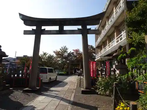 六孫王神社の鳥居