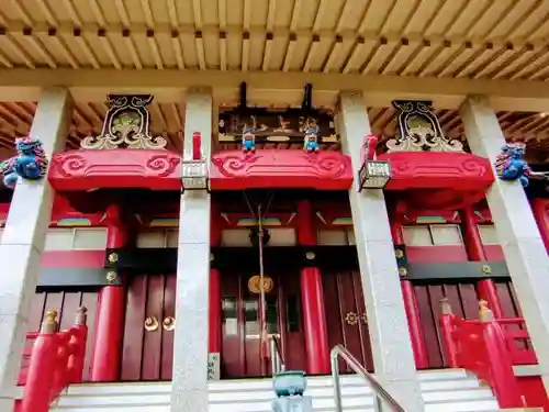 千葉寺の本殿・本堂