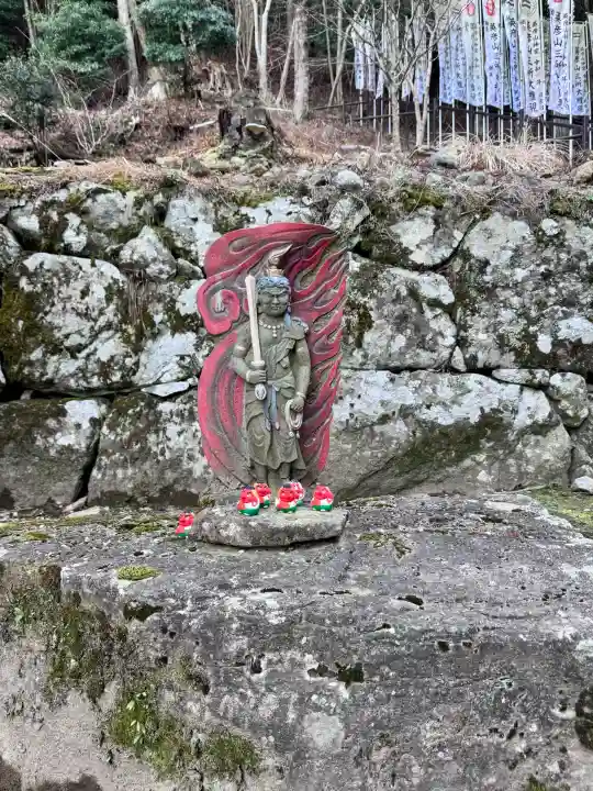 英彦山神宮の{uncategorized: "未分類", other: "その他", undefined: "問題あり", building: "その他建物", grave: "お墓", sacred_gate: "鳥居", guardian: "狛犬", statue: "像", buddha: "仏像", history: "歴史", nature: "自然", garden: "庭園", animal: "動物", pagoda: "塔", temizu: "手水舎", mountain_gate: "山門・神門", sanctuary: "本殿・本堂", subordinate: "末社・摂社", art: "芸術", scenery: "景色", jizo: "地蔵", ema: "絵馬", goshuin: "御朱印", omikuji: "おみくじ", items: "授与品その他", amulet: "お守り", goshuincho: "御朱印帳", eats: "食事", festival: "お祭り", votive_dance: "神楽", shichigosan: "七五三参", wedding: "結婚式", experience: "体験その他", initially: "初詣", around: "周辺", anti_infection: "感染症対策"}