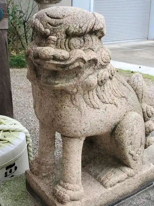 魚崎八幡宮神社の狛犬
