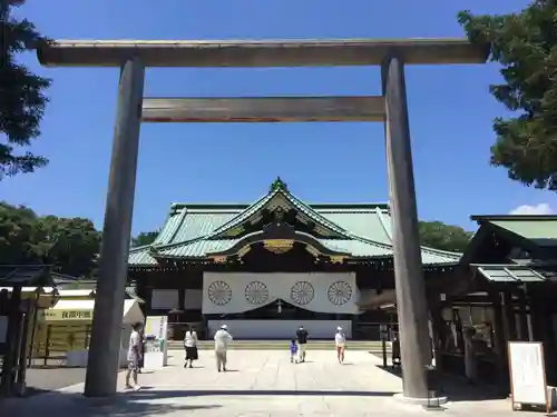 靖國神社の鳥居