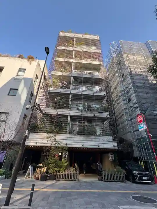 仙行寺の{uncategorized: "未分類", other: "その他", undefined: "問題あり", building: "その他建物", grave: "お墓", sacred_gate: "鳥居", guardian: "狛犬", statue: "像", buddha: "仏像", history: "歴史", nature: "自然", garden: "庭園", animal: "動物", pagoda: "塔", temizu: "手水舎", mountain_gate: "山門・神門", sanctuary: "本殿・本堂", subordinate: "末社・摂社", art: "芸術", scenery: "景色", jizo: "地蔵", ema: "絵馬", goshuin: "御朱印", omikuji: "おみくじ", items: "授与品その他", amulet: "お守り", goshuincho: "御朱印帳", eats: "食事", festival: "お祭り", votive_dance: "神楽", shichigosan: "七五三参", wedding: "結婚式", experience: "体験その他", initially: "初詣", around: "周辺", anti_infection: "感染症対策"}