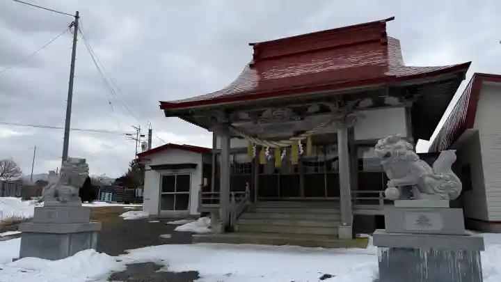 本別稲荷神社の{uncategorized: "未分類", other: "その他", undefined: "問題あり", building: "その他建物", grave: "お墓", sacred_gate: "鳥居", guardian: "狛犬", statue: "像", buddha: "仏像", history: "歴史", nature: "自然", garden: "庭園", animal: "動物", pagoda: "塔", temizu: "手水舎", mountain_gate: "山門・神門", sanctuary: "本殿・本堂", subordinate: "末社・摂社", art: "芸術", scenery: "景色", jizo: "地蔵", ema: "絵馬", goshuin: "御朱印", omikuji: "おみくじ", items: "授与品その他", amulet: "お守り", goshuincho: "御朱印帳", eats: "食事", festival: "お祭り", votive_dance: "神楽", shichigosan: "七五三参", wedding: "結婚式", experience: "体験その他", initially: "初詣", around: "周辺", anti_infection: "感染症対策"}