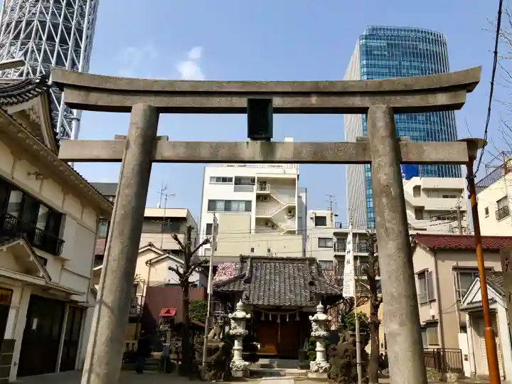 押上天祖神社の鳥居