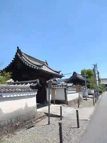 養源院の山門