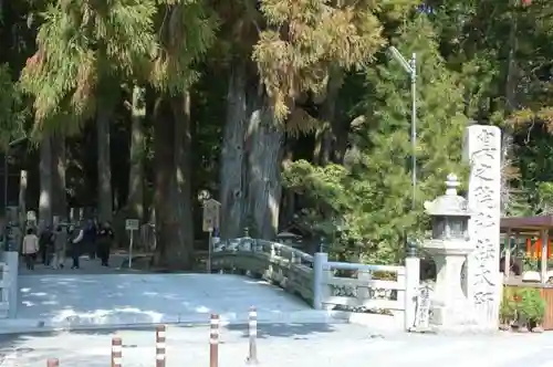 高野山金剛峯寺奥の院の建物その他