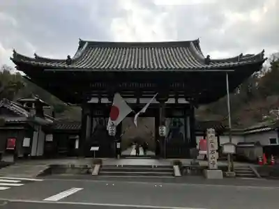 石山寺の山門・神門