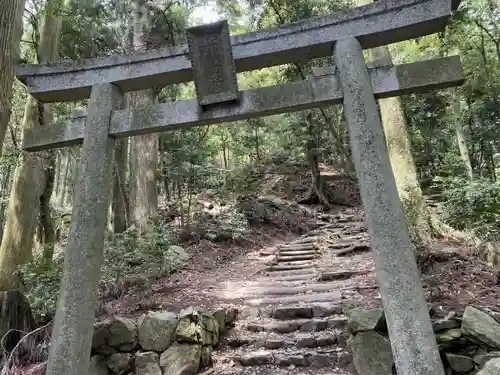 砥鹿神社（奥宮）の鳥居