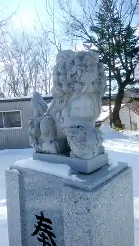 阿寒岳神社の狛犬