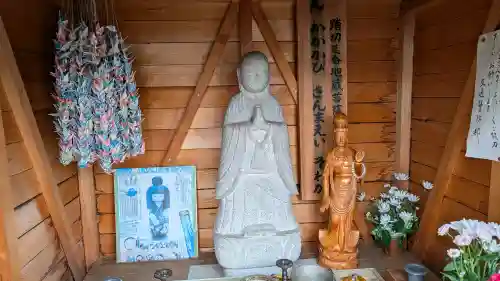 交通安全地蔵尊(北海道)