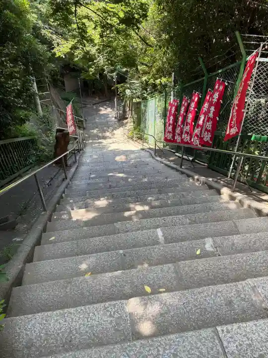 若宮八幡宮の{uncategorized: "未分類", other: "その他", undefined: "問題あり", building: "その他建物", grave: "お墓", sacred_gate: "鳥居", guardian: "狛犬", statue: "像", buddha: "仏像", history: "歴史", nature: "自然", garden: "庭園", animal: "動物", pagoda: "塔", temizu: "手水舎", mountain_gate: "山門・神門", sanctuary: "本殿・本堂", subordinate: "末社・摂社", art: "芸術", scenery: "景色", jizo: "地蔵", ema: "絵馬", goshuin: "御朱印", omikuji: "おみくじ", items: "授与品その他", amulet: "お守り", goshuincho: "御朱印帳", eats: "食事", festival: "お祭り", votive_dance: "神楽", shichigosan: "七五三参", wedding: "結婚式", experience: "体験その他", initially: "初詣", around: "周辺", anti_infection: "感染症対策"}