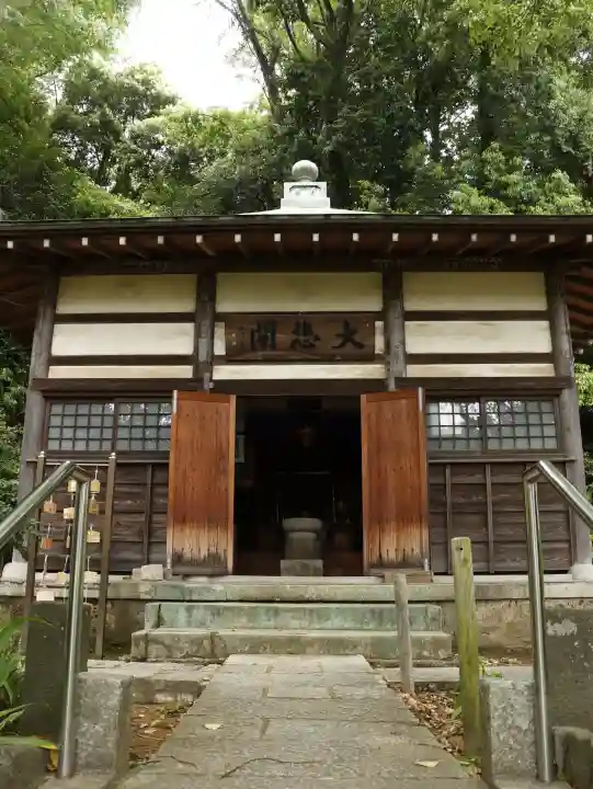 横浜 西方寺の{uncategorized: "未分類", other: "その他", undefined: "問題あり", building: "その他建物", grave: "お墓", sacred_gate: "鳥居", guardian: "狛犬", statue: "像", buddha: "仏像", history: "歴史", nature: "自然", garden: "庭園", animal: "動物", pagoda: "塔", temizu: "手水舎", mountain_gate: "山門・神門", sanctuary: "本殿・本堂", subordinate: "末社・摂社", art: "芸術", scenery: "景色", jizo: "地蔵", ema: "絵馬", goshuin: "御朱印", omikuji: "おみくじ", items: "授与品その他", amulet: "お守り", goshuincho: "御朱印帳", eats: "食事", festival: "お祭り", votive_dance: "神楽", shichigosan: "七五三参", wedding: "結婚式", experience: "体験その他", initially: "初詣", around: "周辺", anti_infection: "感染症対策"}