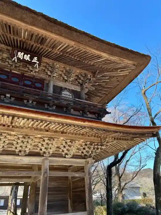 廣徳寺の{uncategorized: "未分類", other: "その他", undefined: "問題あり", building: "その他建物", grave: "お墓", sacred_gate: "鳥居", guardian: "狛犬", statue: "像", buddha: "仏像", history: "歴史", nature: "自然", garden: "庭園", animal: "動物", pagoda: "塔", temizu: "手水舎", mountain_gate: "山門・神門", sanctuary: "本殿・本堂", subordinate: "末社・摂社", art: "芸術", scenery: "景色", jizo: "地蔵", ema: "絵馬", goshuin: "御朱印", omikuji: "おみくじ", items: "授与品その他", amulet: "お守り", goshuincho: "御朱印帳", eats: "食事", festival: "お祭り", votive_dance: "神楽", shichigosan: "七五三参", wedding: "結婚式", experience: "体験その他", initially: "初詣", around: "周辺", anti_infection: "感染症対策"}