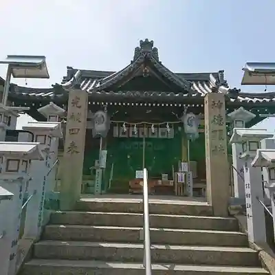 高崎神社の本殿・本堂