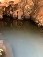 窟神社の{uncategorized: "未分類", other: "その他", undefined: "問題あり", building: "その他建物", grave: "お墓", sacred_gate: "鳥居", guardian: "狛犬", statue: "像", buddha: "仏像", history: "歴史", nature: "自然", garden: "庭園", animal: "動物", pagoda: "塔", temizu: "手水舎", mountain_gate: "山門・神門", sanctuary: "本殿・本堂", subordinate: "末社・摂社", art: "芸術", scenery: "景色", jizo: "地蔵", ema: "絵馬", goshuin: "御朱印", omikuji: "おみくじ", items: "授与品その他", amulet: "お守り", goshuincho: "御朱印帳", eats: "食事", festival: "お祭り", votive_dance: "神楽", shichigosan: "七五三参", wedding: "結婚式", experience: "体験その他", initially: "初詣", around: "周辺", anti_infection: "感染症対策"}