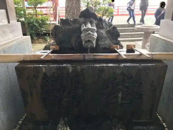 多摩川浅間神社の手水舎