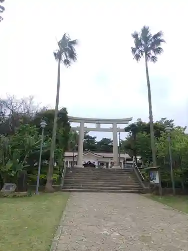 沖縄県護国神社の鳥居