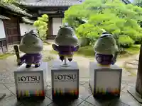 宝性院(石山寺寺務所)の像