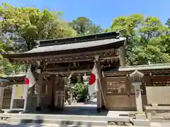 針名神社の山門