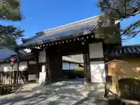 大覚寺の山門・神門