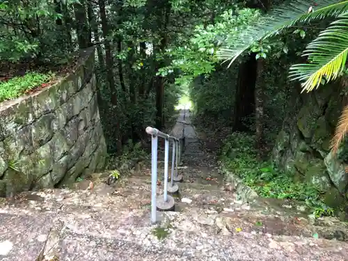 天忍穂別神社の建物その他