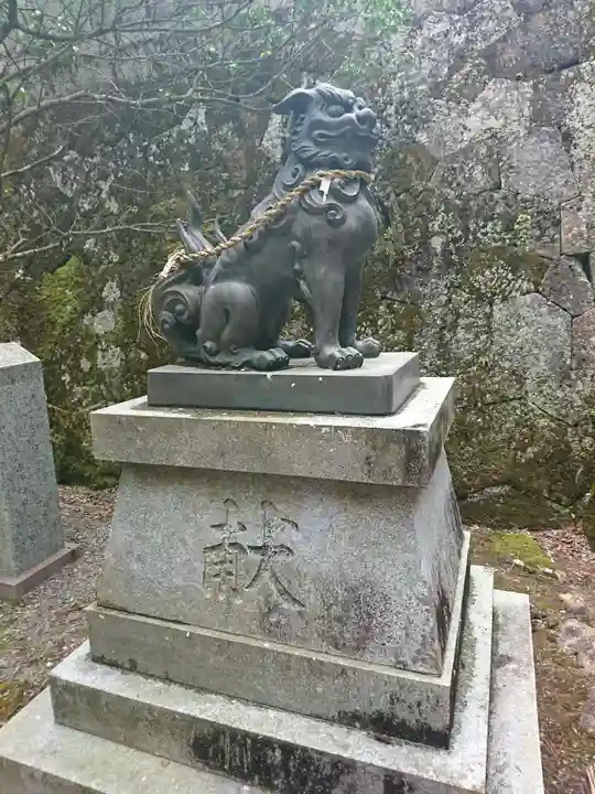 飛騨東照宮の狛犬
