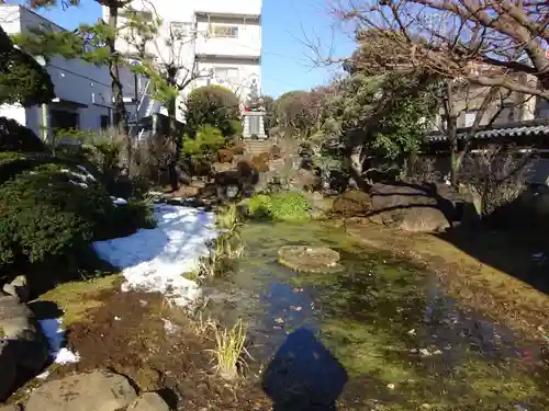 感通寺の庭園