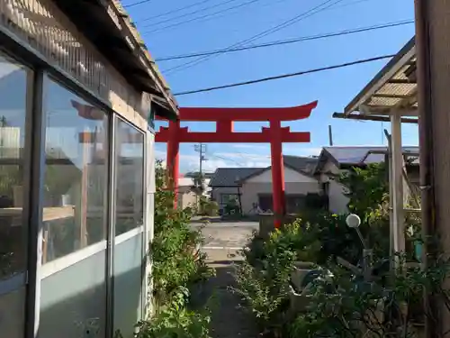 沖見稲荷社の鳥居