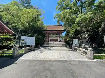 津島神社の山門・神門
