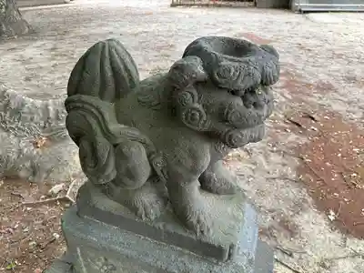 青渭神社の狛犬