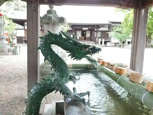大樹寺（松安院大樹寺）の手水舎