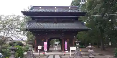 妻沼聖天山歓喜院の山門・神門