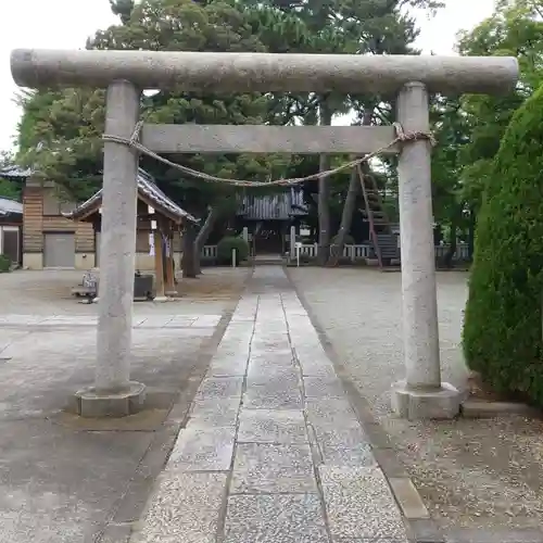 栗原氷川神社の鳥居