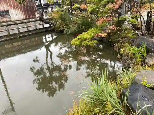 鳥海山大物忌神社吹浦口ノ宮の庭園