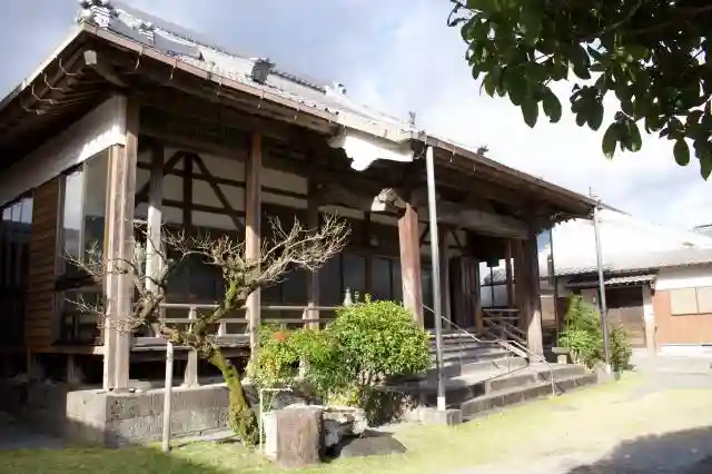 光寿寺の本殿