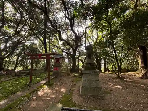 日本唯一香辛料の神　波自加彌神社の{uncategorized: "未分類", other: "その他", undefined: "問題あり", building: "その他建物", grave: "お墓", sacred_gate: "鳥居", guardian: "狛犬", statue: "像", buddha: "仏像", history: "歴史", nature: "自然", garden: "庭園", animal: "動物", pagoda: "塔", temizu: "手水舎", mountain_gate: "山門・神門", sanctuary: "本殿・本堂", subordinate: "末社・摂社", art: "芸術", scenery: "景色", jizo: "地蔵", ema: "絵馬", goshuin: "御朱印", omikuji: "おみくじ", items: "授与品その他", amulet: "お守り", goshuincho: "御朱印帳", eats: "食事", festival: "お祭り", votive_dance: "神楽", shichigosan: "七五三参", wedding: "結婚式", experience: "体験その他", initially: "初詣", around: "周辺", anti_infection: "感染症対策"}