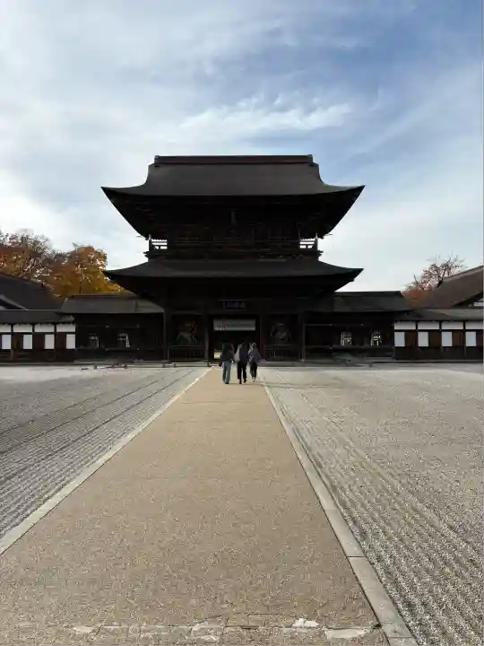 瑞龍寺(富山県)