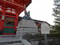 伏見稲荷大社の狛犬