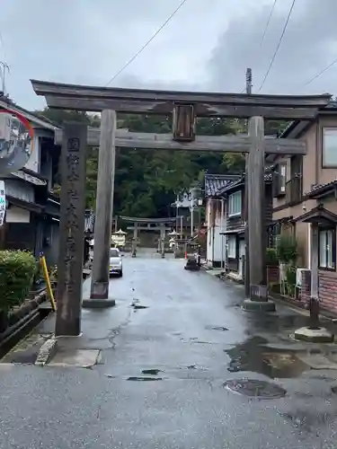 鳥海山大物忌神社吹浦口ノ宮の鳥居